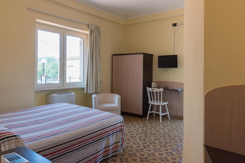 Albergo Carpino Mangone  Exterior photo