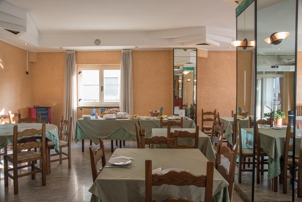 Albergo Carpino Mangone  Exterior photo